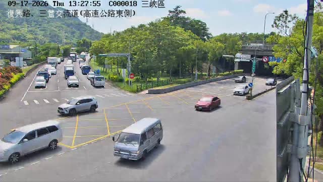 三峽區復興路、三鶯交流道(高速公路東側)