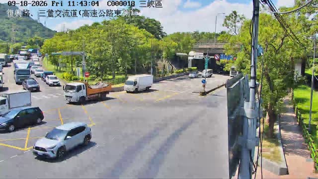 三峽區復興路、三鶯交流道(高速公路東側)
