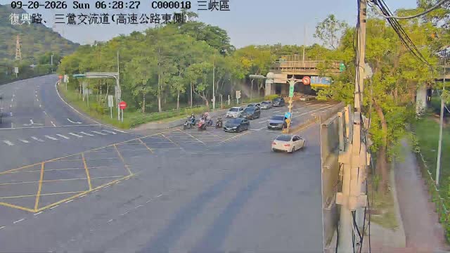 三峽區復興路、三鶯交流道(高速公路東側)