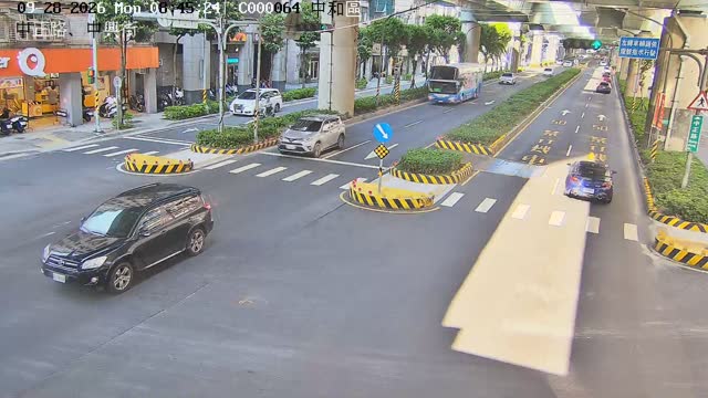 中正路、中興街
