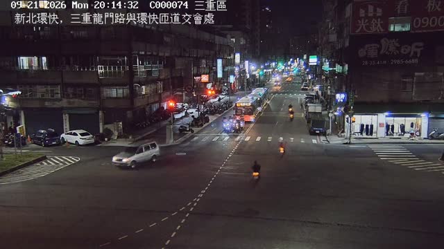 新北環快，三重龍門路與環快匝道交會處