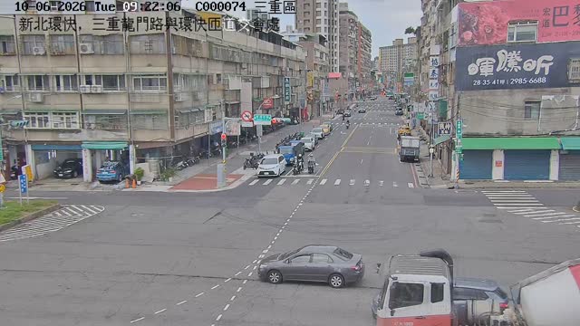 新北環快，三重龍門路與環快匝道交會處