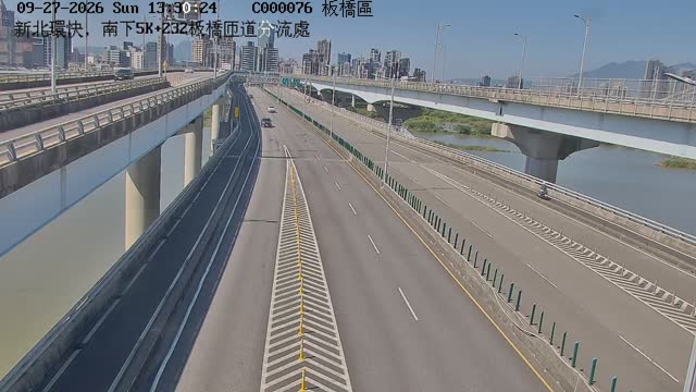 新北環快，南下5K+232板橋匝道分流處