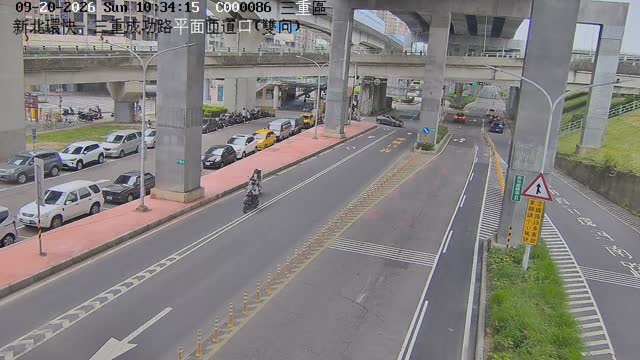 新北環快，三重成功路平面匝道口(雙向)