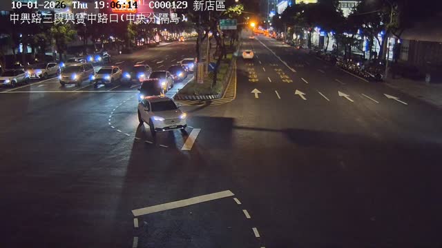 中興路三段與寶中路口(中央分隔島)