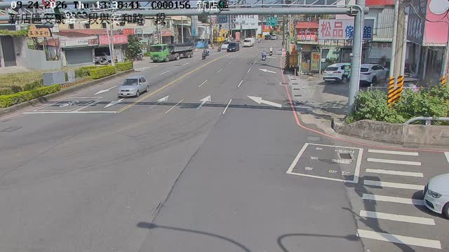 新店區安康路二段、安和路一段(東側號誌門架上)