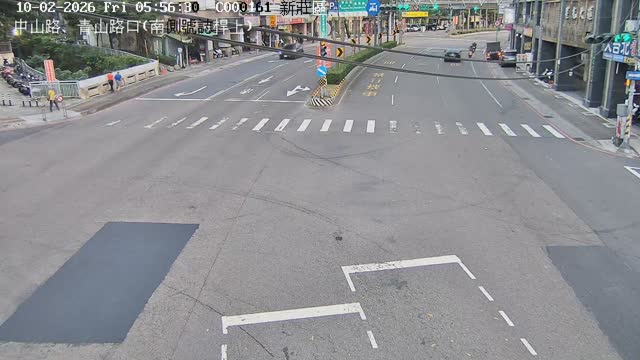 新莊區新北大道、青山路口(南側號誌桿上)