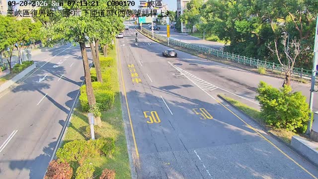 三峽區復興路、國3南下匝道口(西側號誌桿上)