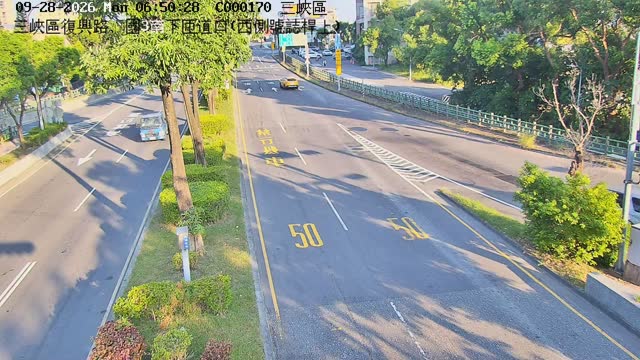 三峽區復興路、國3南下匝道口(西側號誌桿上)