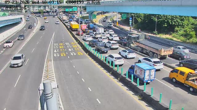 五股區台65往南,O K門架