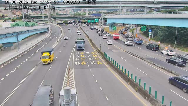 五股區台65往南,O K門架