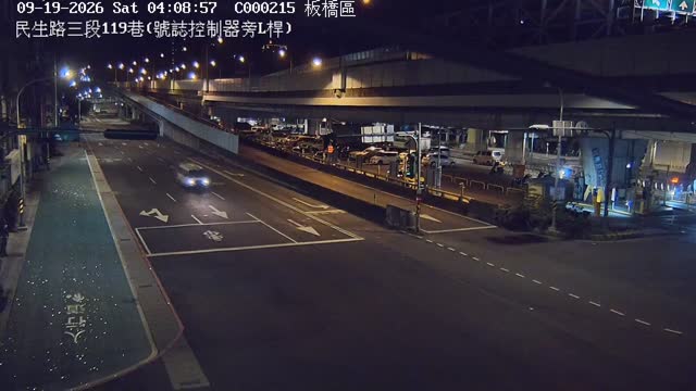 板橋區民生路三段119巷(號誌控制器旁L桿)