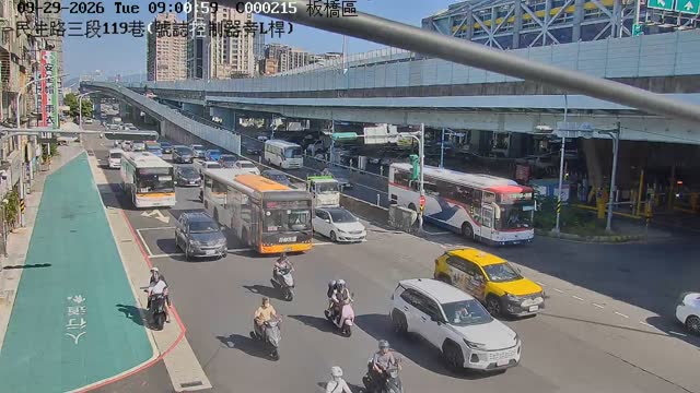 板橋區民生路三段119巷(號誌控制器旁L桿)