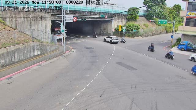 樹林區佳園路三段、學府路