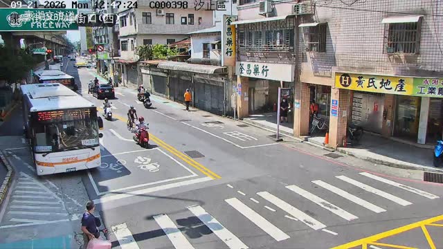 汐止區康寧街與明峰街口(西)