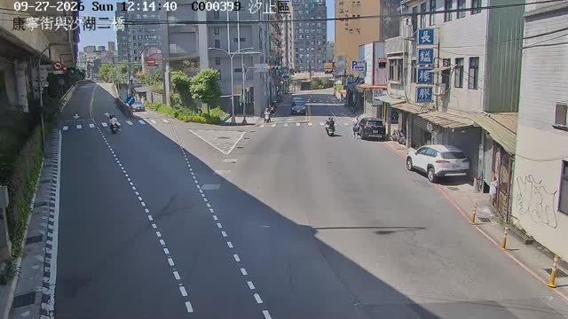 汐止區康寧街與汐湖二橋