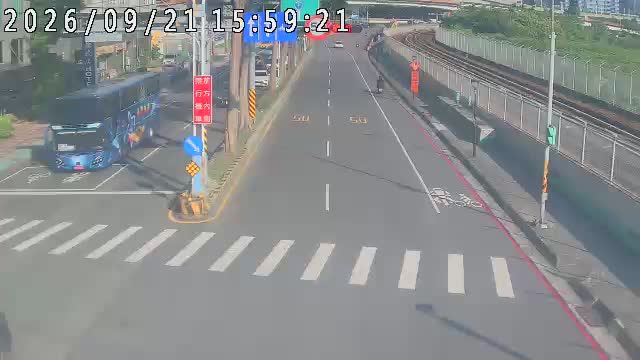 淡水區 中正東路一段/中正東路一段127巷(近端號誌桿)