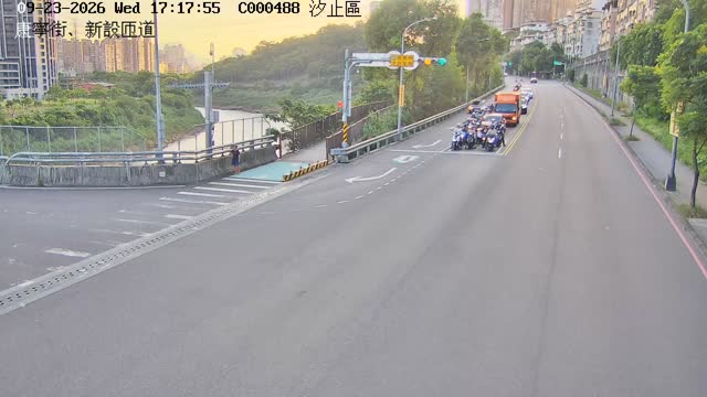 康寧街、國道新設匝道