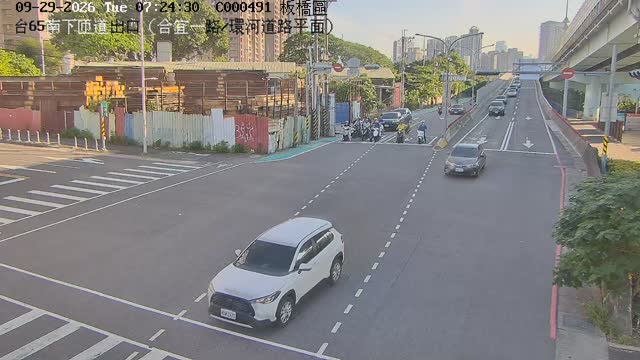 台65南下匝道出口(合宜一路/環河道路平面)