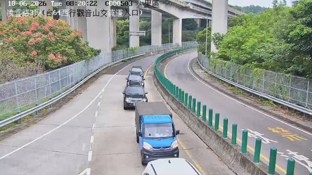 凌雲路3段(台64西行觀音山交流道入口)