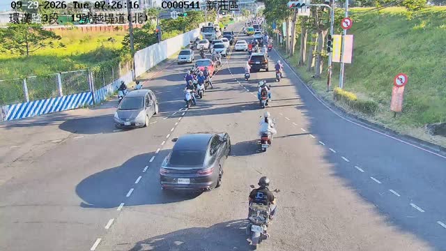 環漢路3段、19號越堤道(北)