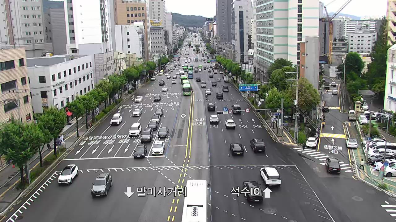 衿川區廳三岔路口