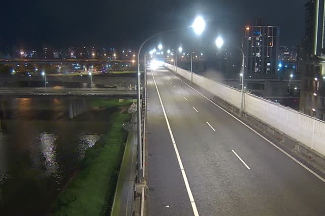056-環東快進城南湖大橋