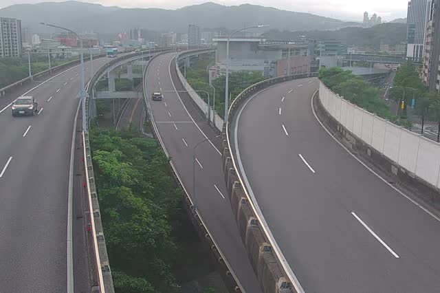 057-環東快經貿一路匝道