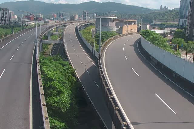 057-環東快經貿一路匝道