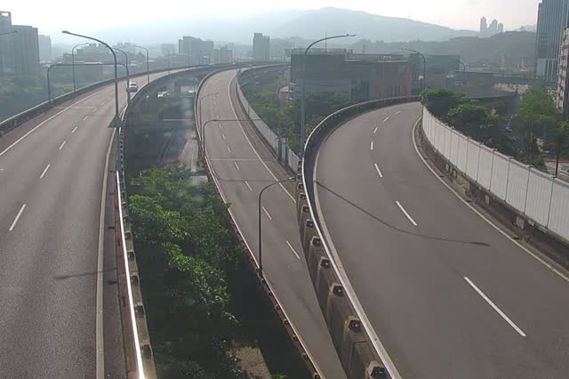 057-環東快經貿一路匝道