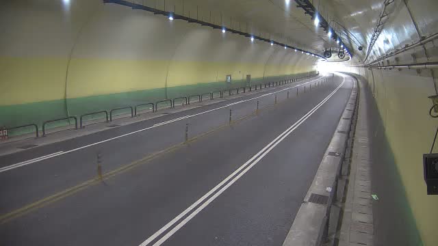 103-東湖隧道南向0K+593M