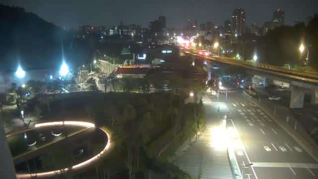 125-辛亥路三段330號(二殯西北角)
