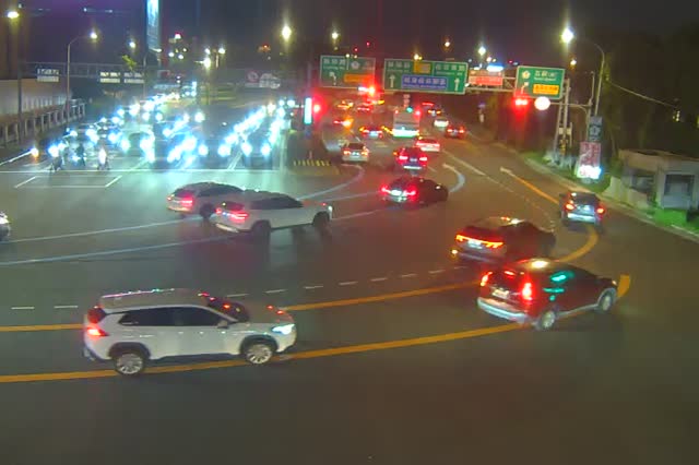 152-堤頂大道1段與港墘路口往北