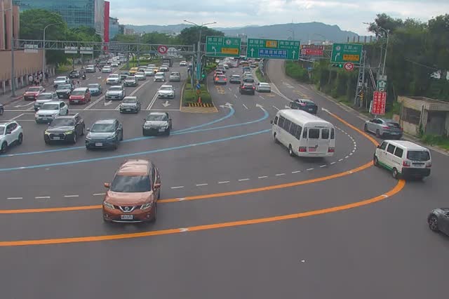 152-堤頂大道1段與港墘路口往北