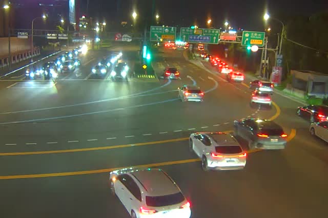 152-堤頂大道1段與港墘路口往北