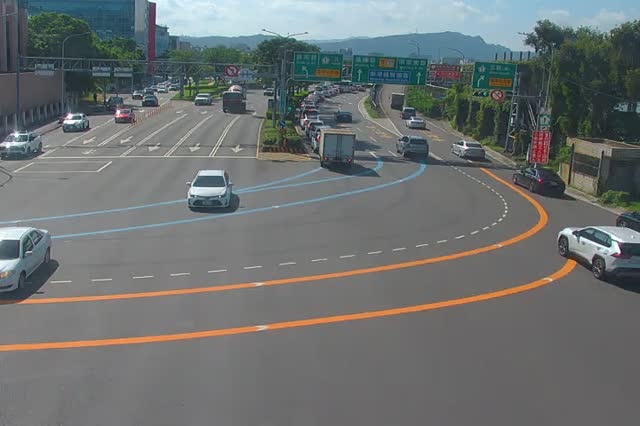 152-堤頂大道1段與港墘路口往北