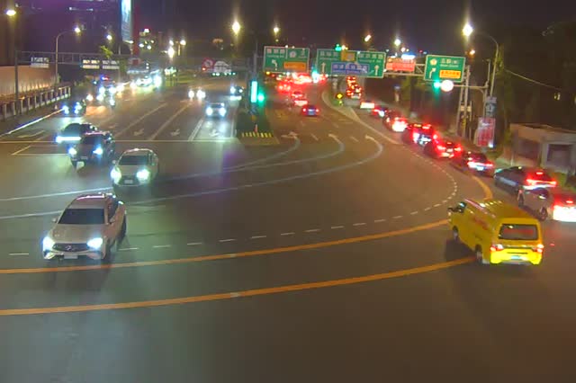 152-堤頂大道1段與港墘路口往北