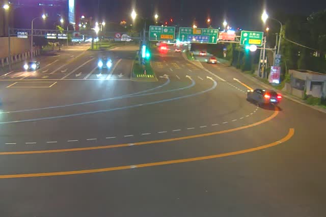 152-堤頂大道1段與港墘路口往北