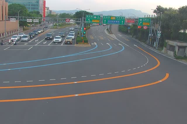 152-堤頂大道1段與港墘路口往北
