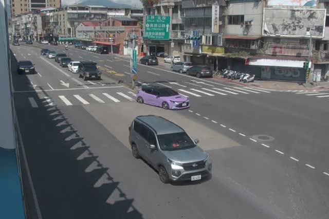 274-環河北路與民族西路口燈桿上