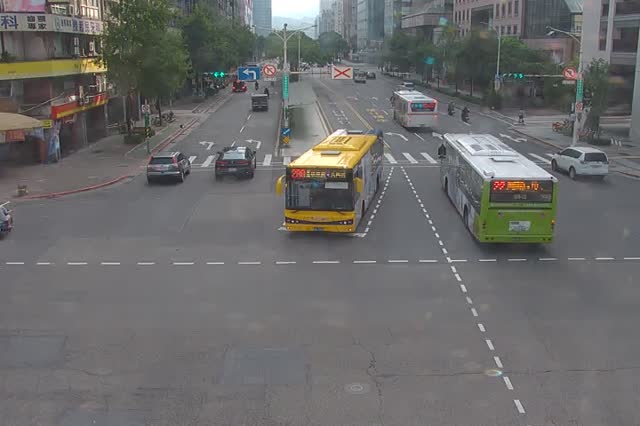 283-信義路四段-光復南路口
