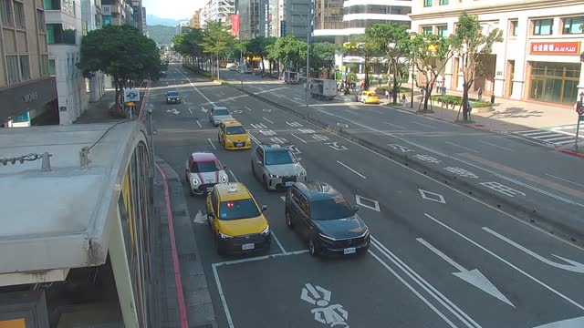 311-松江路與民生東路口