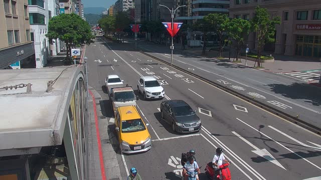 311-松江路與民生東路口