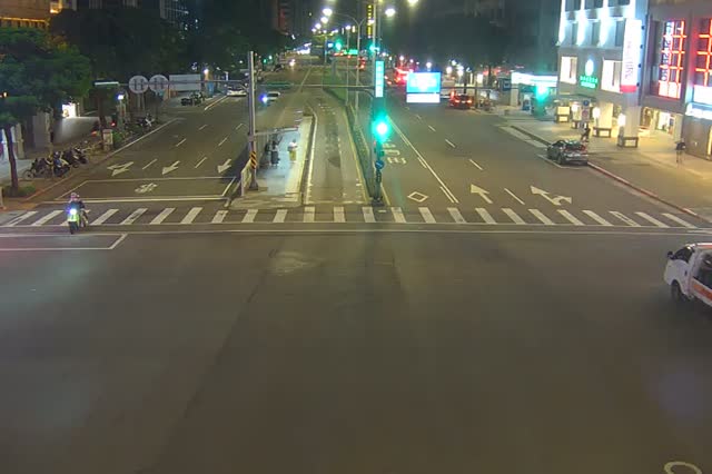 313-松江路與長安東路口