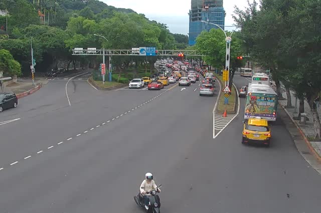 326-中山北路5段與文林路口