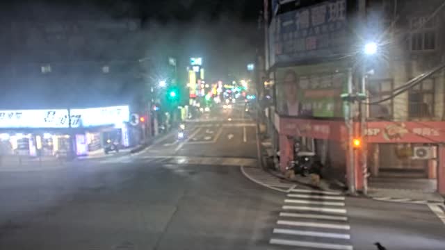 萬壽路山鶯路口(龜山工業區 牌樓前號誌桿)