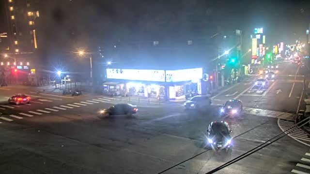萬壽路與山鶯路(18米桿)