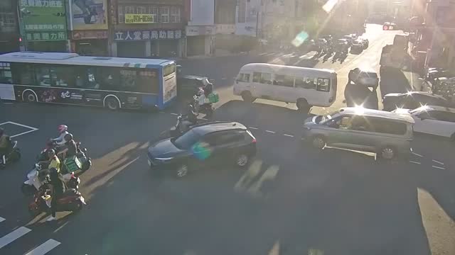 中山路復興路口(和成建材行前號誌桿)