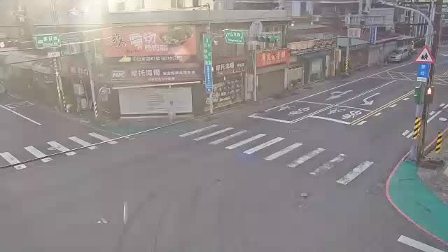 春日路中山東路口(光陽機車前號誌桿)