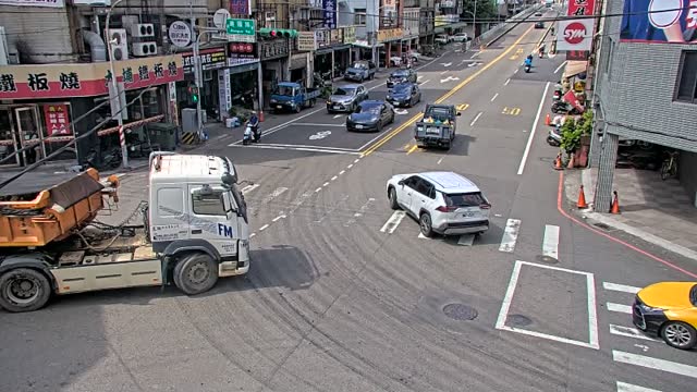 三民路建國路口(台灣大哥大前號誌桿)
